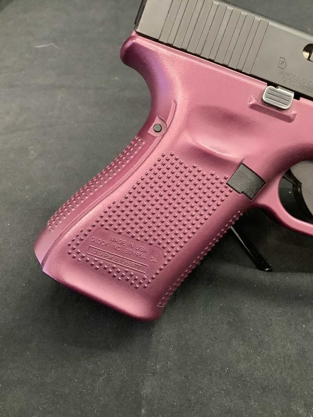 Glock 19 Gen 5 9mm Black Cherry 15rd mags-img-2
