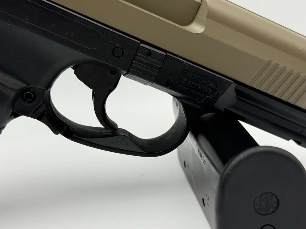 Preowned Smith & Wesson (Walther) SW990l Sw99ol .40 S&W FDE Cerakote -img-10