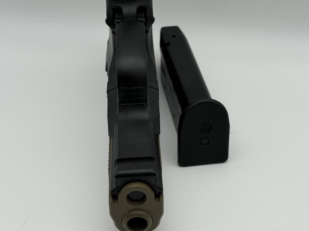 Preowned Smith & Wesson (Walther) SW990l Sw99ol .40 S&W FDE Cerakote -img-11