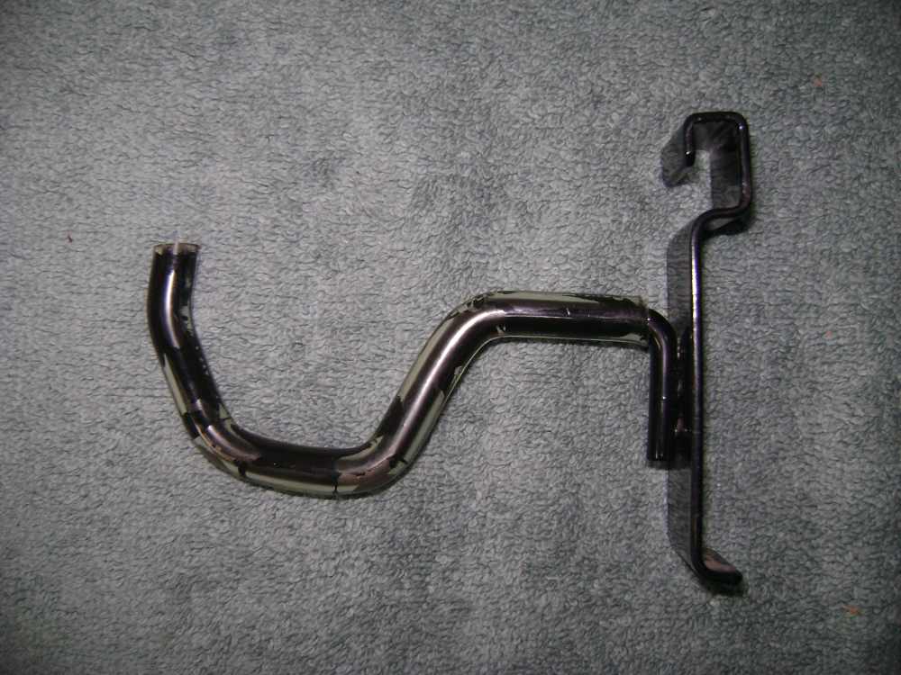 150 Covered Gridwall Hooks to Hang Guns for Display -img-2