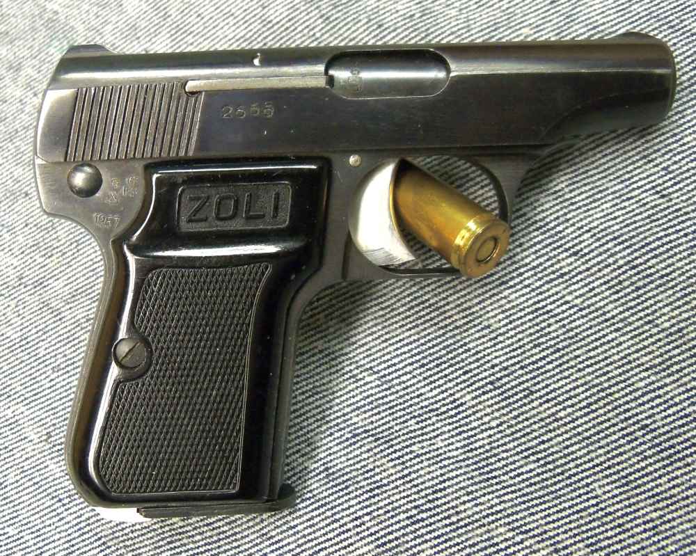 ITALIAN ZOLI SEMI AUTO POCKET PISTOL .25 ACP 1957 GARDONE VT-img-1