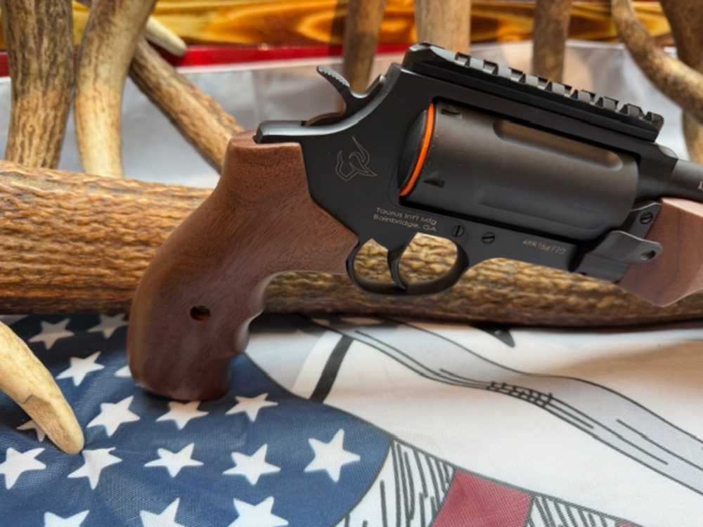Taurus Judge Home Defender 45/410 Revolver-img-1
