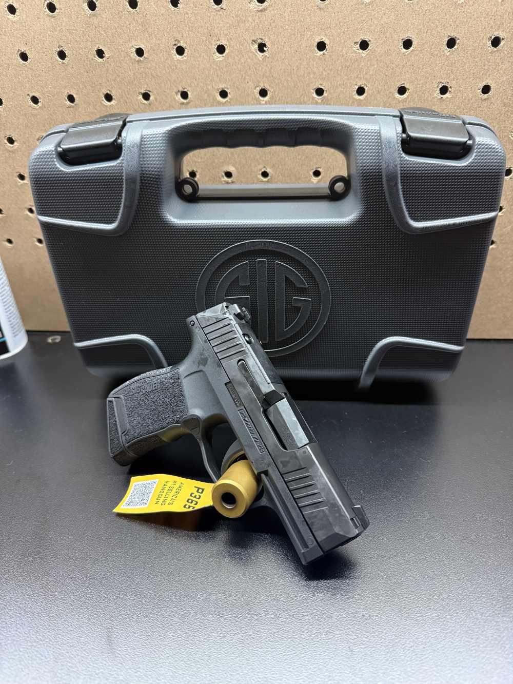Sig Sauer P365 380-img-2