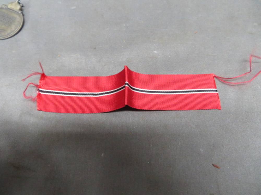 WWII GERMAN EASTERN FRONT MEDAL-ORIGINAL-NICE DETAIL & RIBBON-img-3