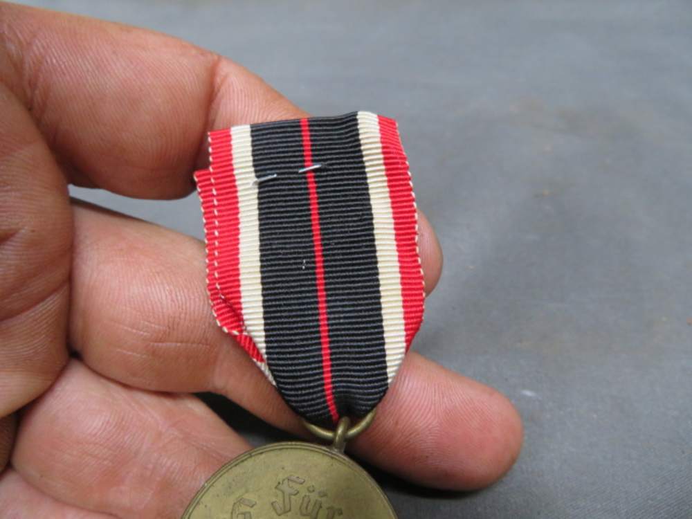 WWII GERMAN WAR MERIT MEDAL-ORIGINAL-NICE DETAIL & PATINA-img-5
