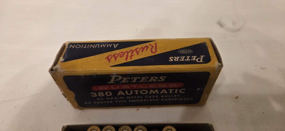 Vintage Peters Rustless 380 Automatic 95gr - 45rds - May 1953 Dated-img-2