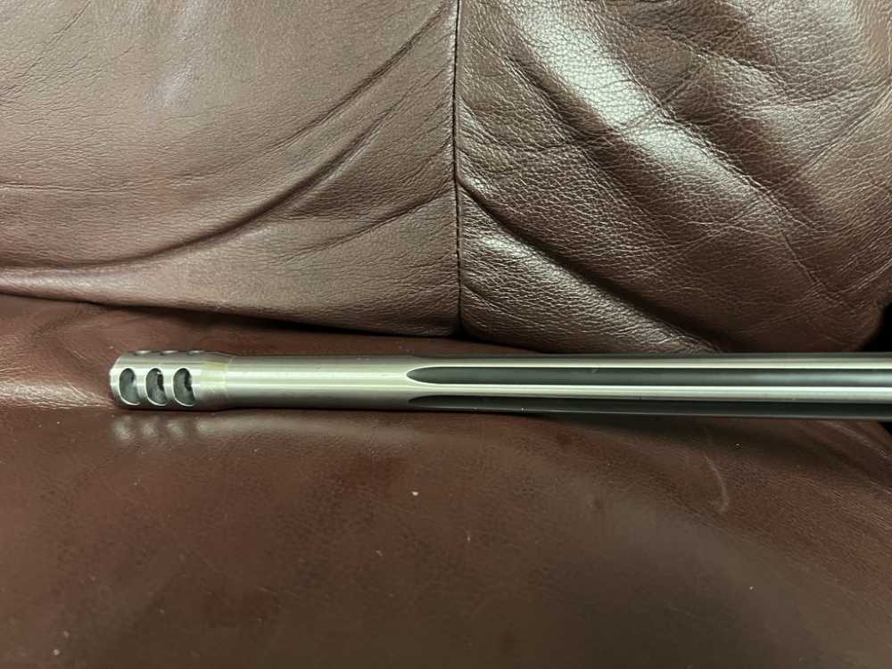 Weatherby Mark V AccuMark 270 Win Leupold Vari X iii ilium 30mm-img-39