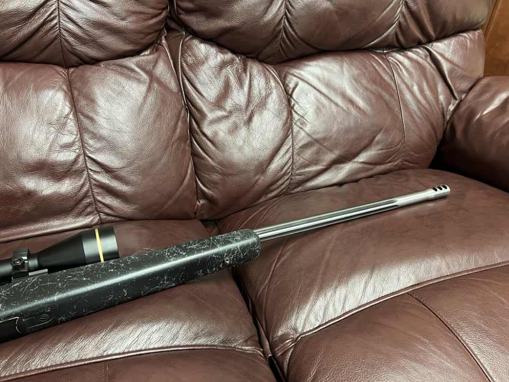 Weatherby Mark V AccuMark 270 Win Leupold Vari X iii ilium 30mm-img-26