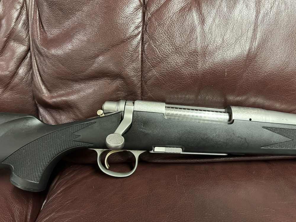 Remington 700 BDL SS DM B Engraved 300 Wby Mag-img-2