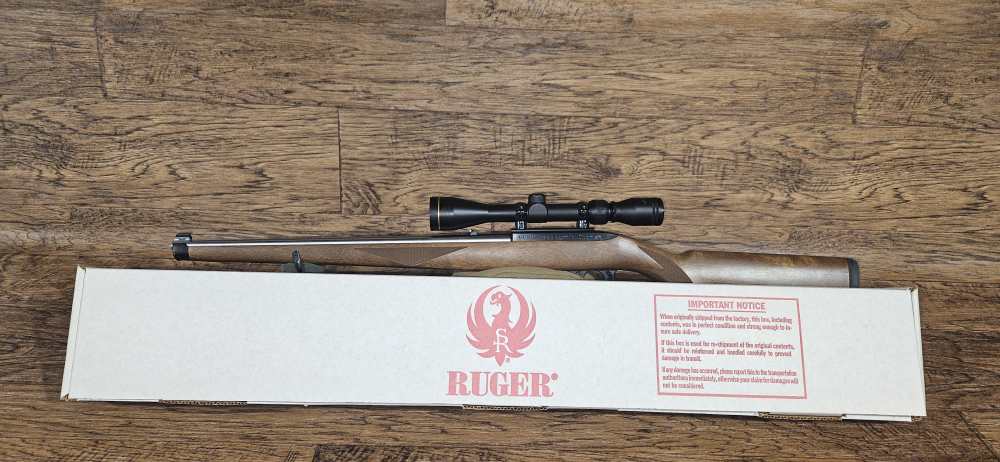 (LW-91) Ruger 10/22 International MFG. 1996 Semi Auto Rifle w/ Box-img-0