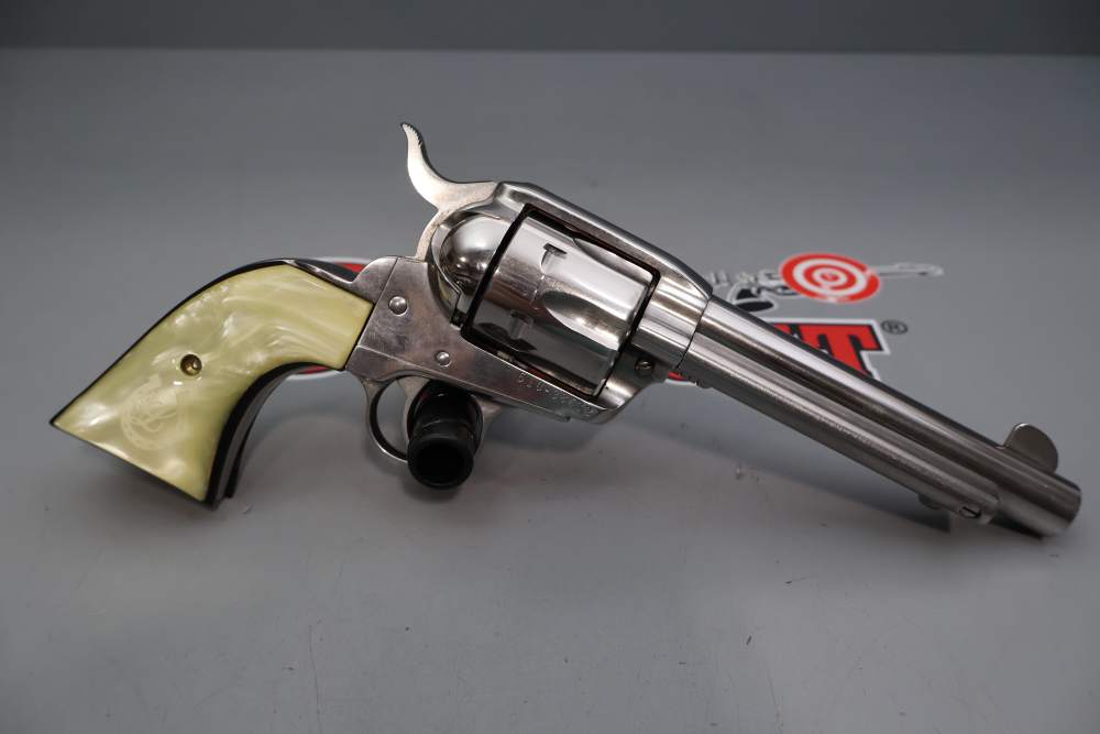 Ruger New Vaquero 5.5" .45 Long Colt w/Case -img-32