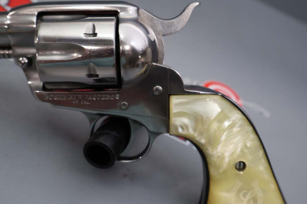 Ruger New Vaquero 5.5" .45 Long Colt w/Case -img-7