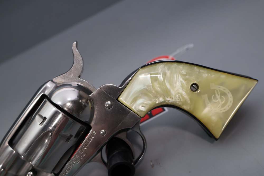 Ruger New Vaquero 5.5" .45 Long Colt w/Case -img-4