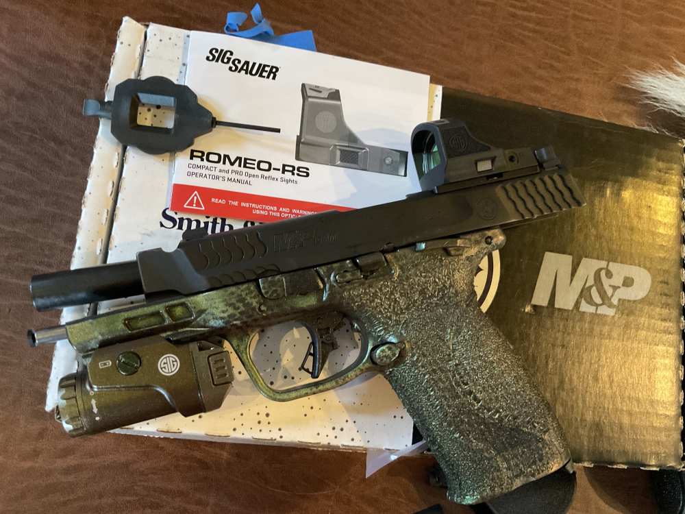 Smith & Wesson M&P2.0 10mm (Custom)   Red Dot, Ported, Light, 4.60" CA.NIB -img-5