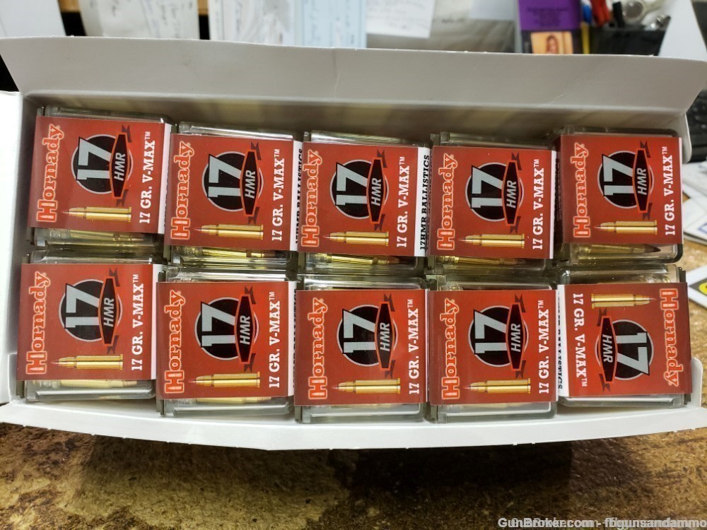 IN STOCK! 500 ROUNDS BRAND NEW HORNADY 17 HMR 17 V MAX VARMINT BALLISTIC-img-0