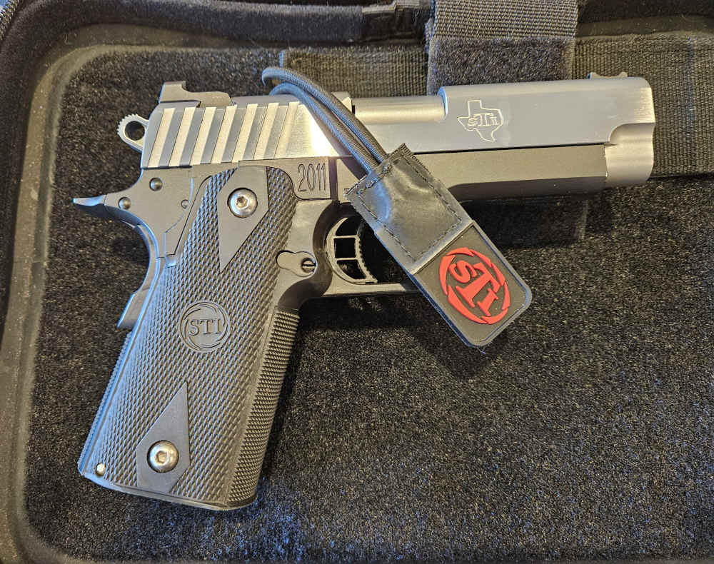 STI Guardian 4" 9mm 2011 with Extras-img-1