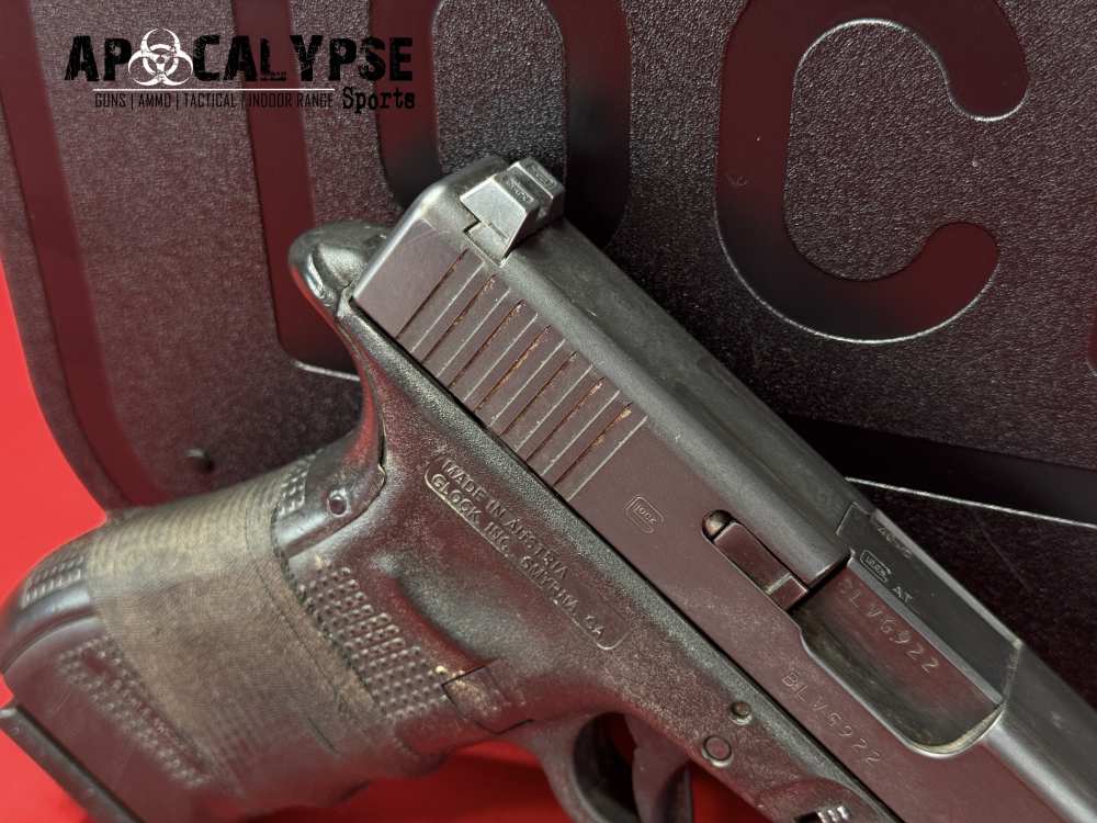 Used Glock 22 Gen4 G22 -img-11