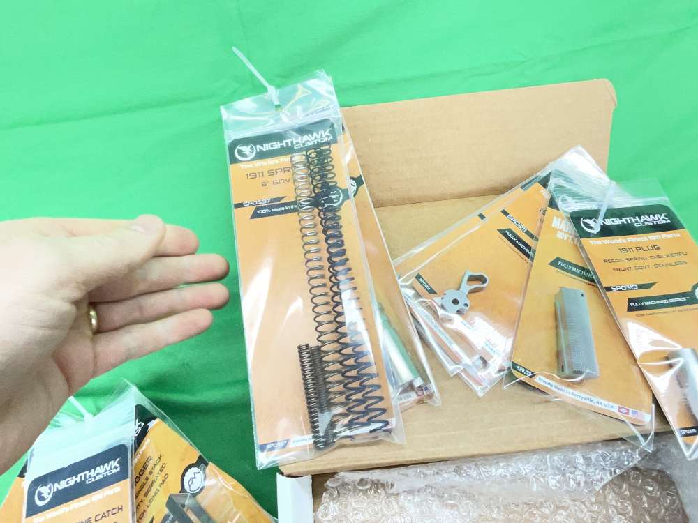STAINLESS NIGHTHAWK CUSTOM 1911 2011 10MM FULL PARTS KIT NOVAK -img-9