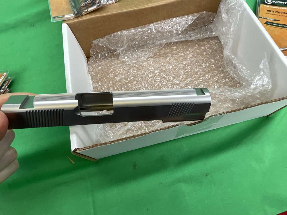 STAINLESS NIGHTHAWK CUSTOM 1911 2011 10MM FULL PARTS KIT NOVAK -img-16