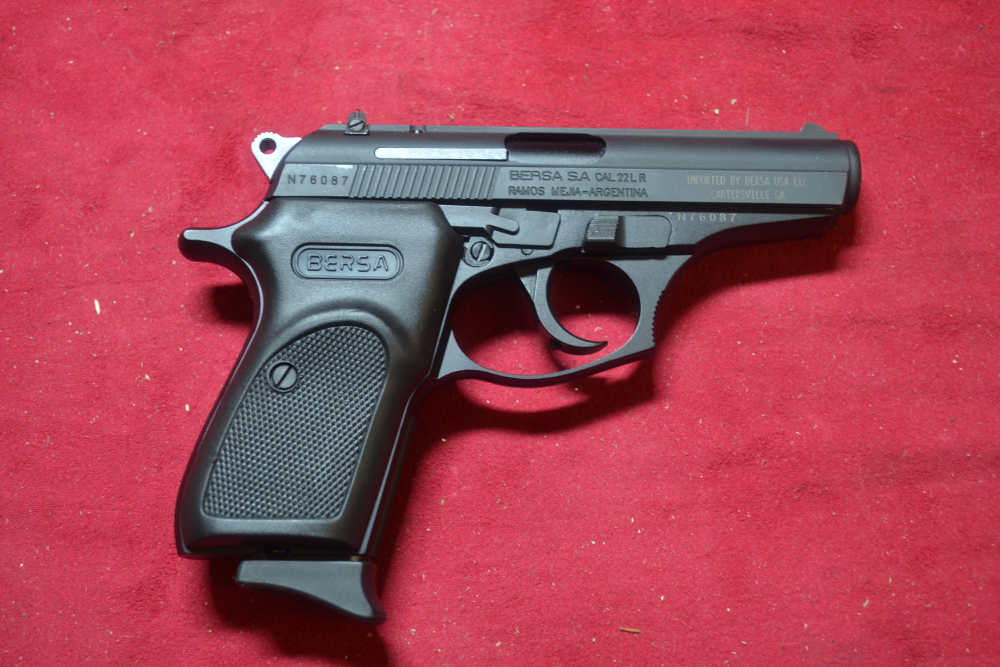 Bersa Thunder22 22LR 3.5"Barrel Used w/Case, Layaway Available.-img-1
