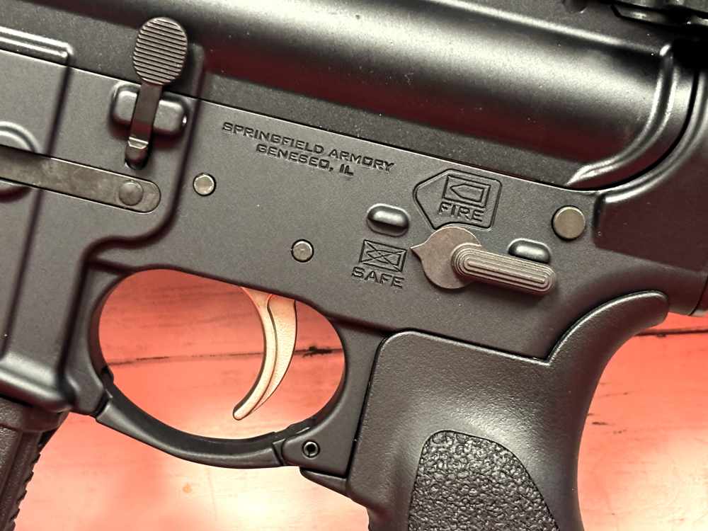 Factory New Springfield SAINT 5.56 AR-15 Rifle No Reserve!-img-2