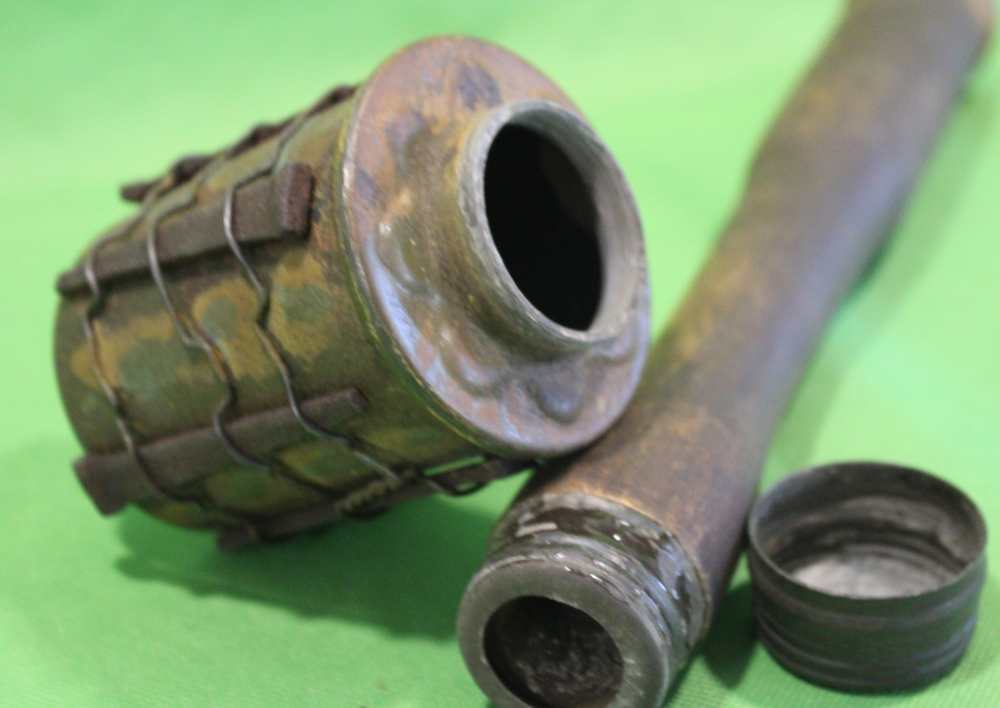DEWAT... German WWII Army Potato Masher Stick Grenade...DEWAT-img-8