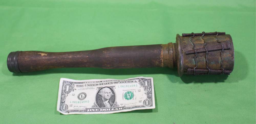 DEWAT... German WWII Army Potato Masher Stick Grenade...DEWAT-img-10