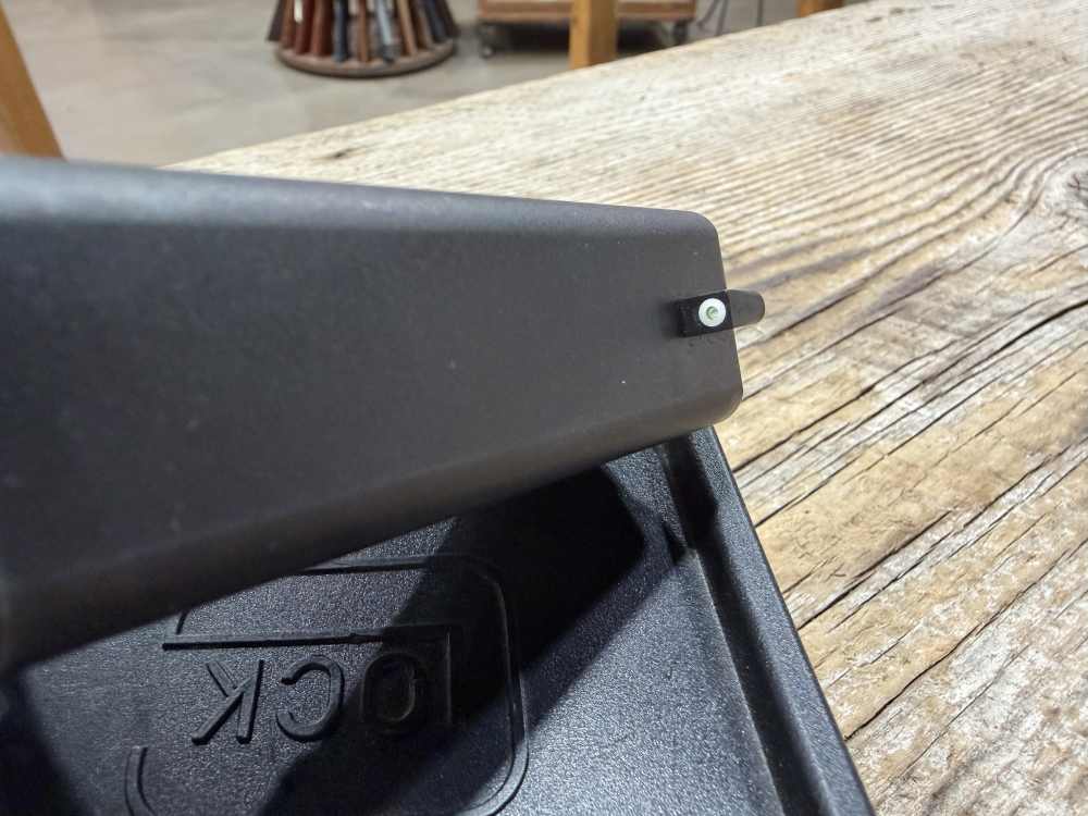 GLOCK 17 GEN2 with original Tupperware Box! Time Capsule! GEN II GLOCK -img-7