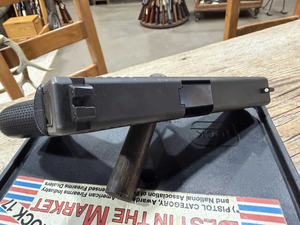 GLOCK 17 GEN2 with original Tupperware Box! Time Capsule! GEN II GLOCK -img-8