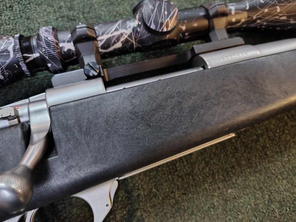 Weatherby Vanguard 308 win stainless with Leupold-img-5
