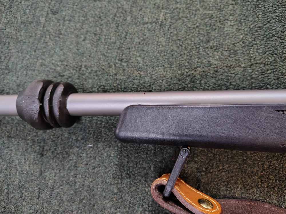 Weatherby Vanguard 308 win stainless with Leupold-img-19