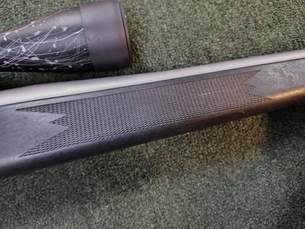 Weatherby Vanguard 308 win stainless with Leupold-img-6