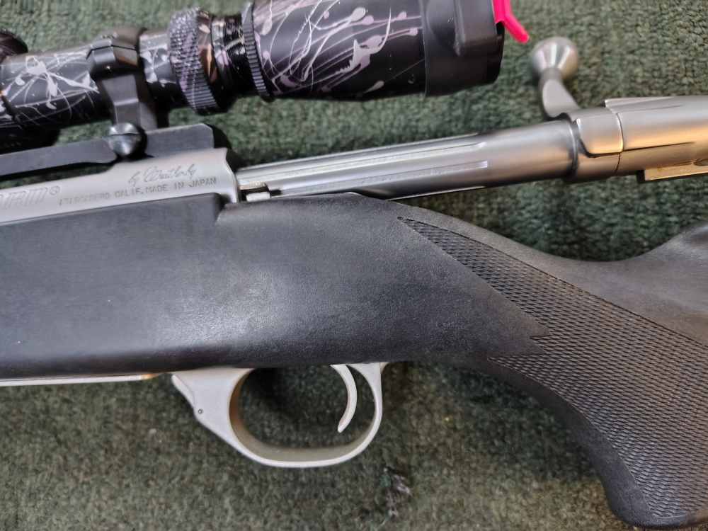 Weatherby Vanguard 308 win stainless with Leupold-img-16