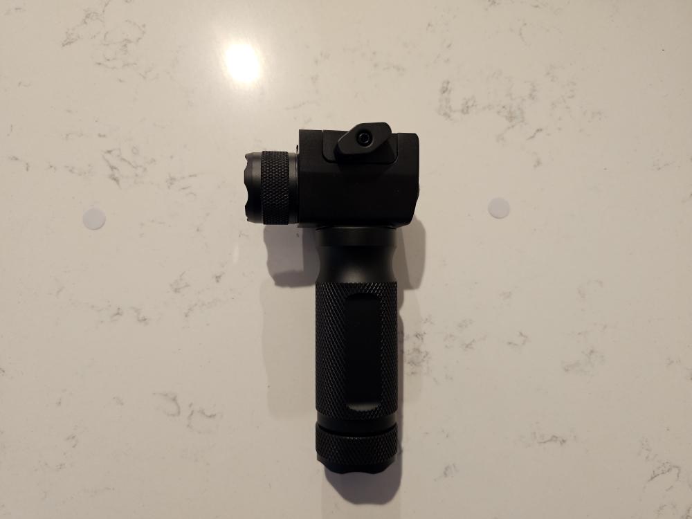 Tactical Vertical Foregrip Light/Laser (GREEN) W/Quick Mount-img-4