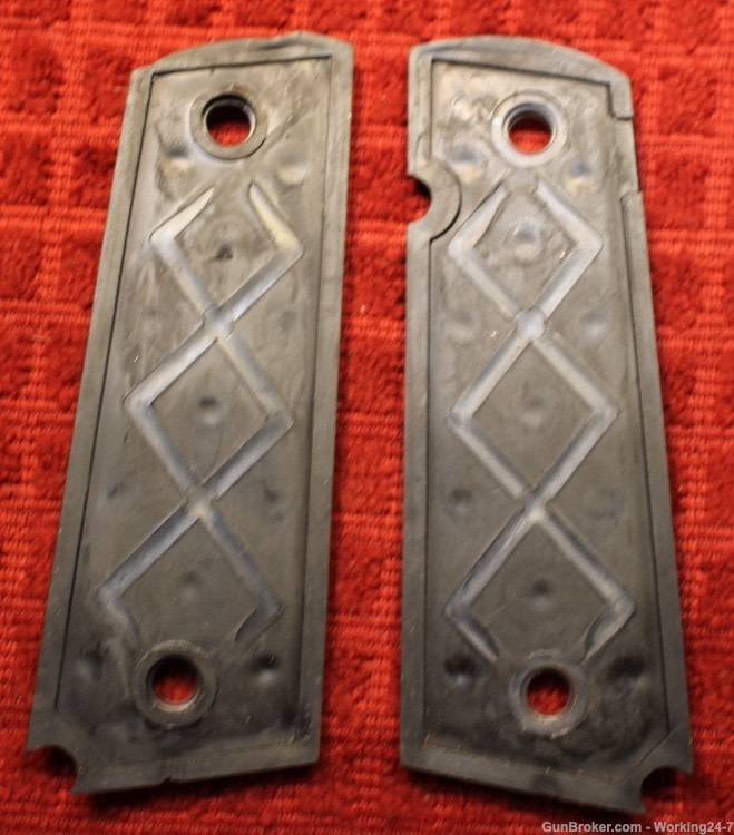 Colt Full Size 1911 or Similar Hogue Palm Swell Black Rubber Grips “Take Of-img-4