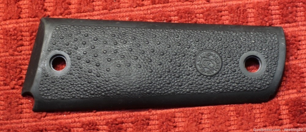 Colt Full Size 1911 or Similar Hogue Palm Swell Black Rubber Grips “Take Of-img-5