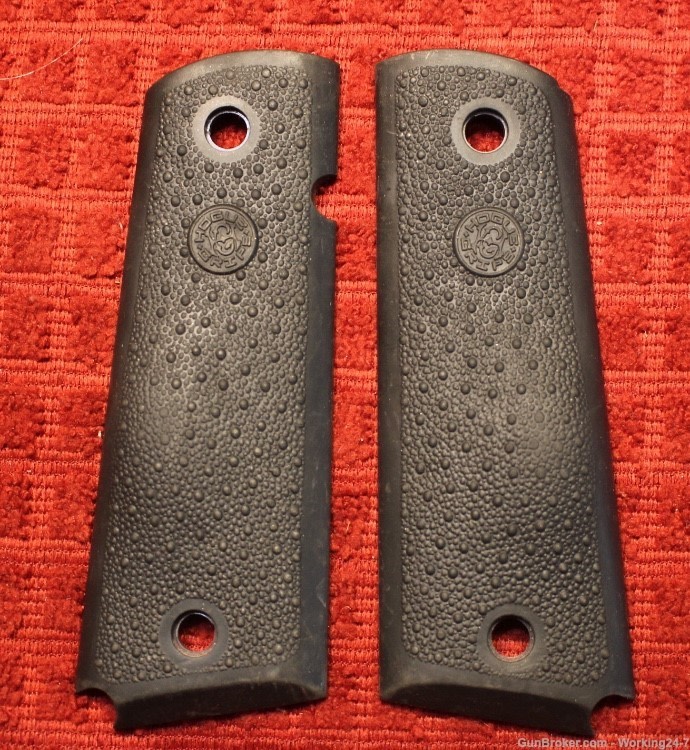 Colt Full Size 1911 or Similar Hogue Palm Swell Black Rubber Grips “Take Of-img-3
