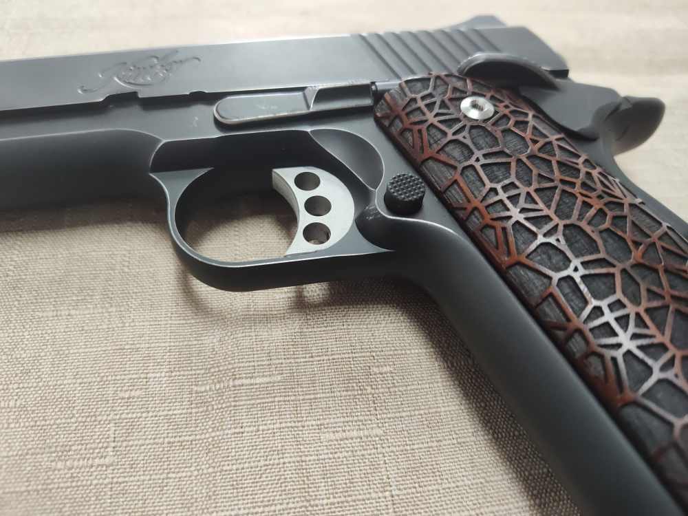 Kimber 1911 CUSTOM II .45ACP 5" Barrel w/ Gorgeous Grips & One Mag! -img-11