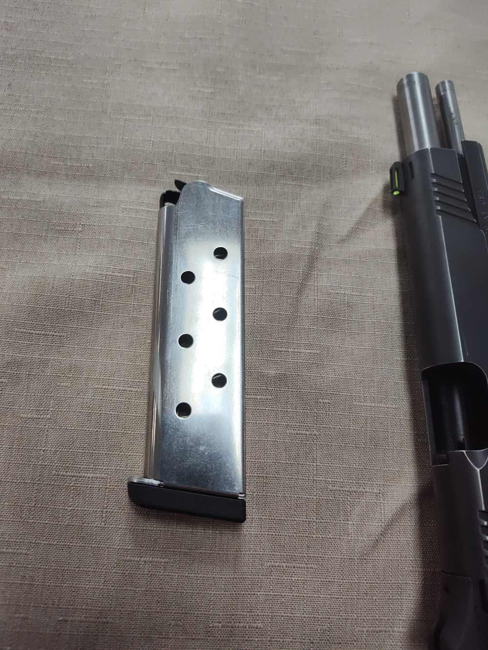 Kimber 1911 CUSTOM II .45ACP 5" Barrel w/ Gorgeous Grips & One Mag! -img-38