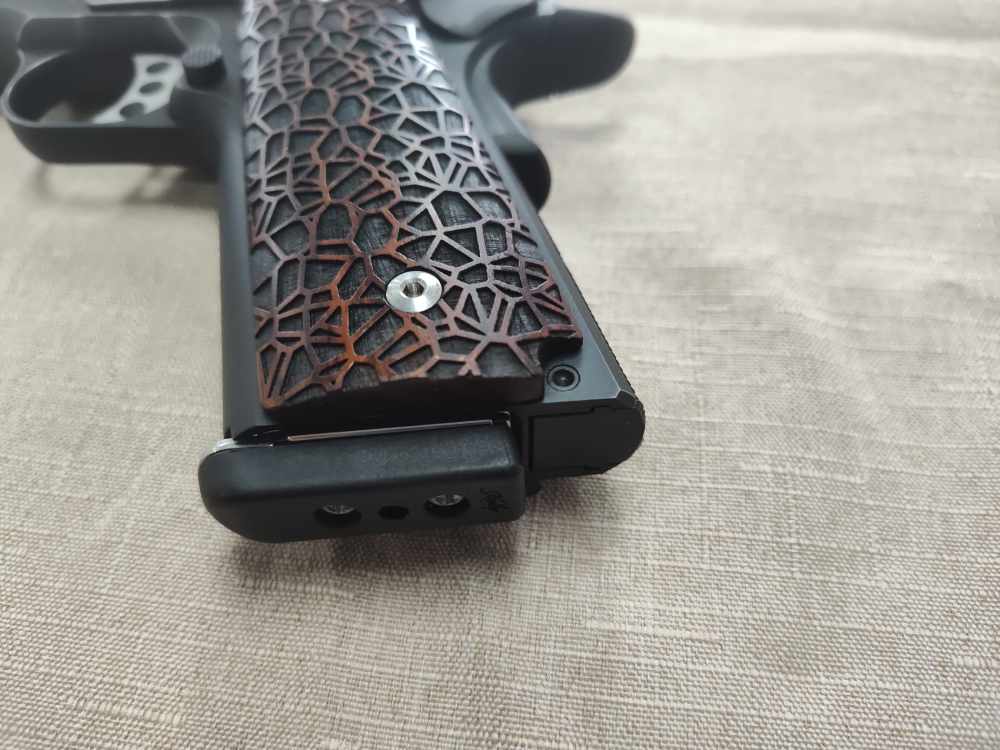 Kimber 1911 CUSTOM II .45ACP 5" Barrel w/ Gorgeous Grips & One Mag! -img-14