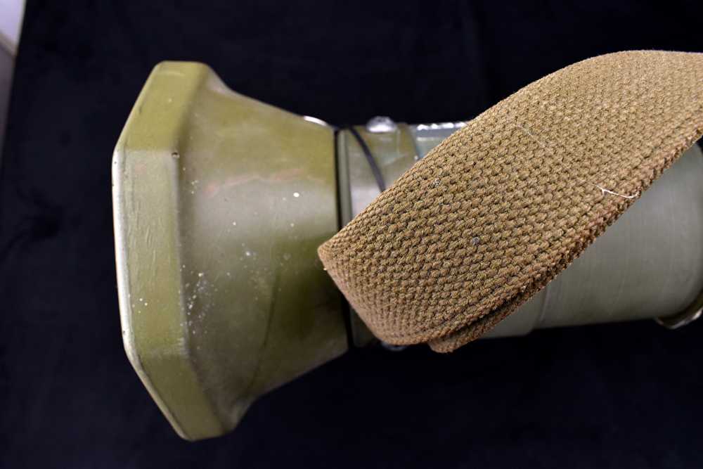 Original U.S. M136 AT4 84mm Anti-Tank Launcher Inert GWOT M163 Anti-Armor-img-25