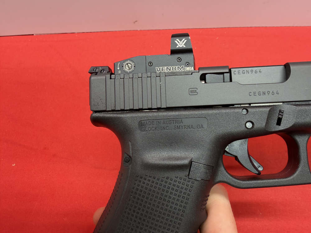 Glock G40 MOS Gen4 10mm Long Slide W/ Vortex Venom-img-14