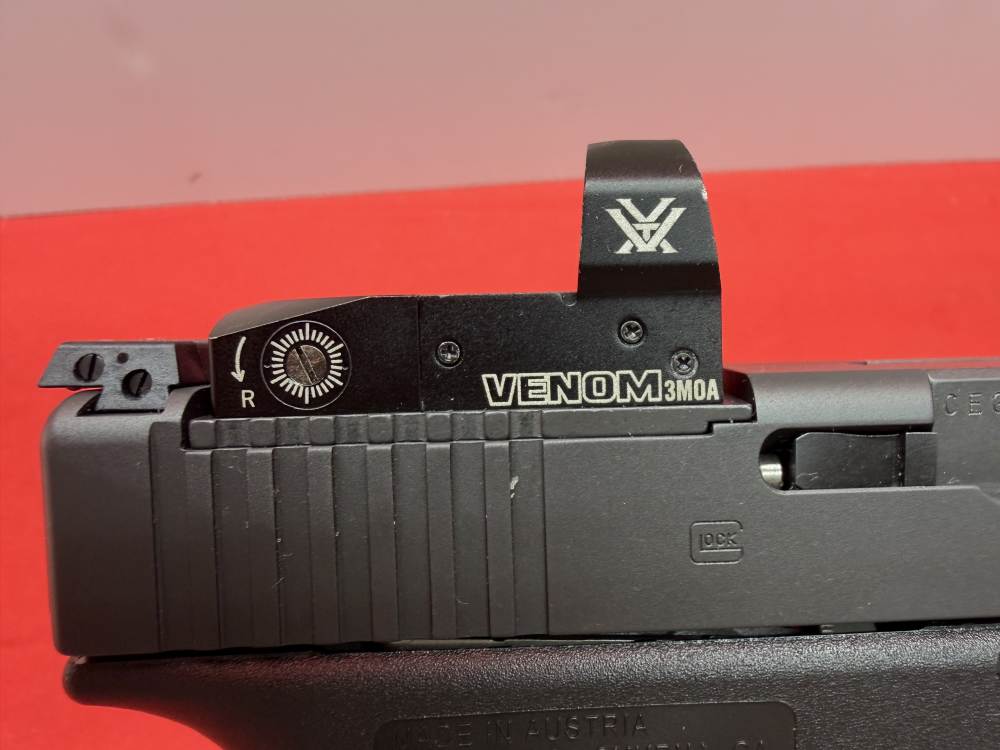 Glock G40 MOS Gen4 10mm Long Slide W/ Vortex Venom-img-10