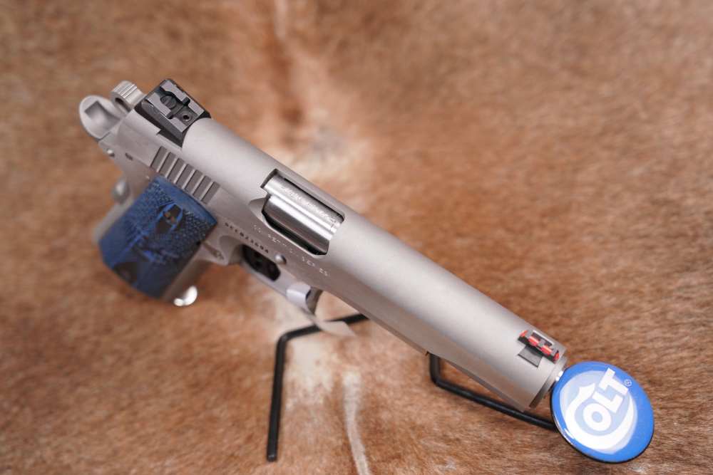 Colt Government Model Competition Series 70 O1070CCS .45 1911 Pistol NO CA-img-9