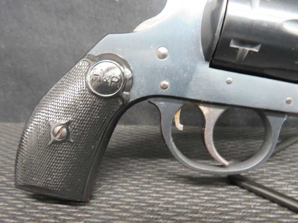 HARRINGTON & RICHARDSON MODEL 732, .32 S&W & MODEL 932, .22 LR H&R PENNY!-img-1