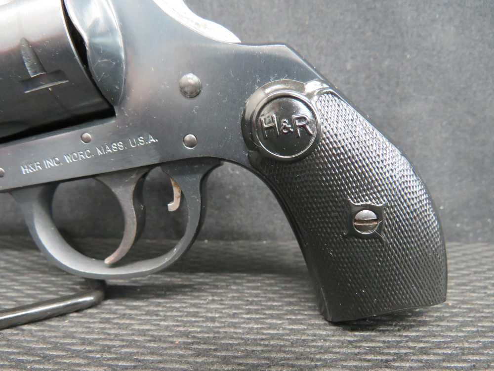 HARRINGTON & RICHARDSON MODEL 732, .32 S&W & MODEL 932, .22 LR H&R PENNY!-img-12