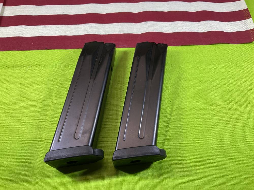 HK Magazines - VP40 13 Round  .40 cal. mags - Set of 2 - Brand New-img-2