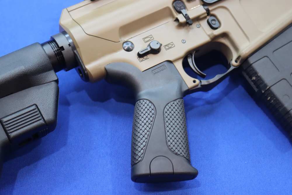 LWRC REPR MKII AR10 Rifle 308WIN 7.62 Side Charging NRCH 16" FDE Tan NEW-img-3