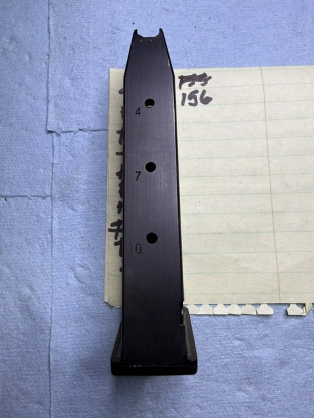 (156)  1 factory Beretta 92FS full-size 10 round magazine used great shape-img-3