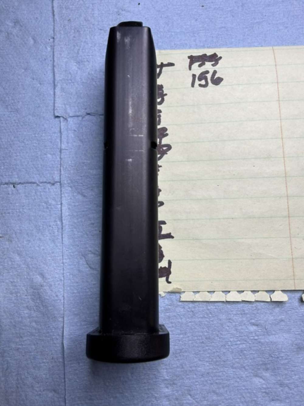 (156)  1 factory Beretta 92FS full-size 10 round magazine used great shape-img-2